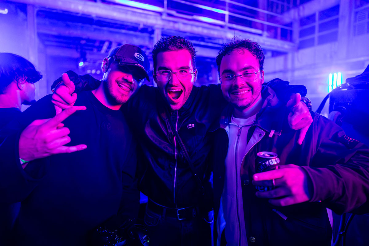 Loading... just a sec